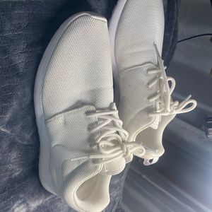 Nike trainers/sneakers